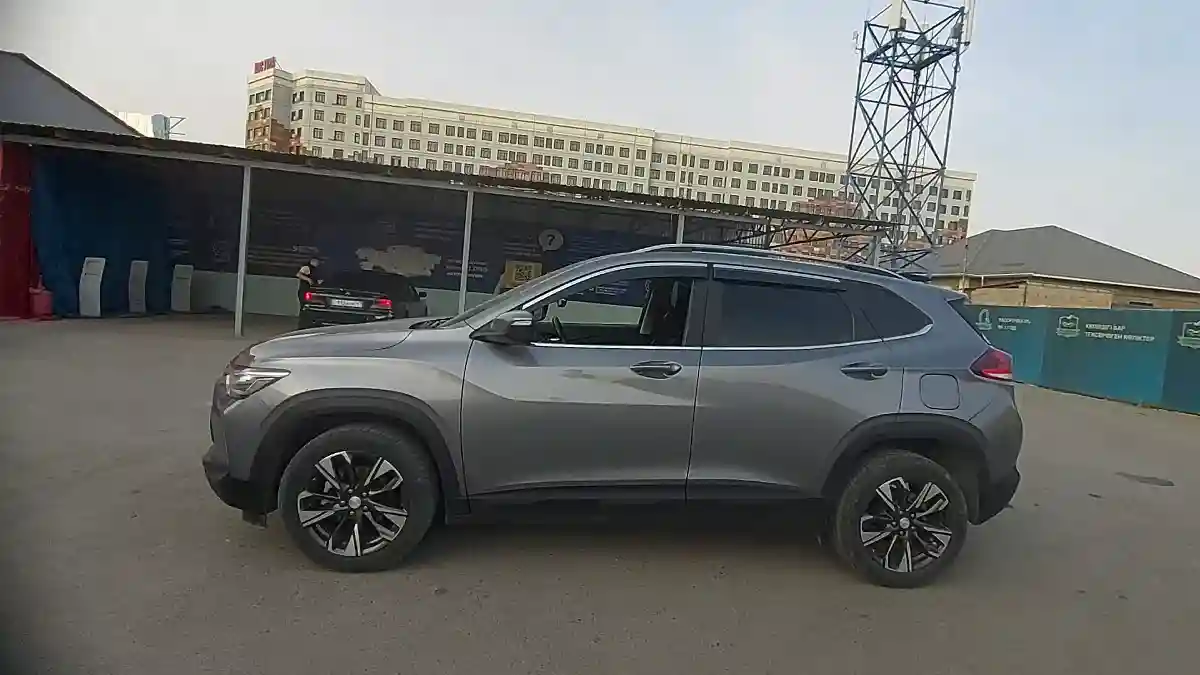 Chevrolet Tracker 2022 года за 7 190 000 тг. в Шымкент