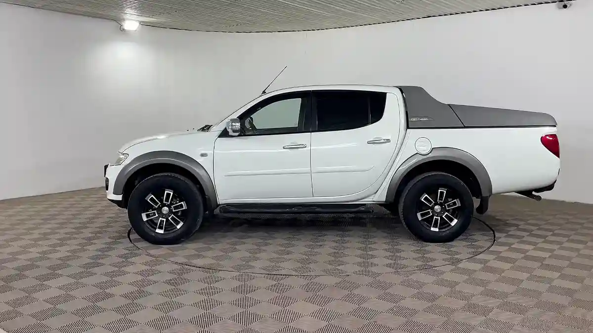 Mitsubishi L200 2013 года за 7 290 000 тг. в Шымкент