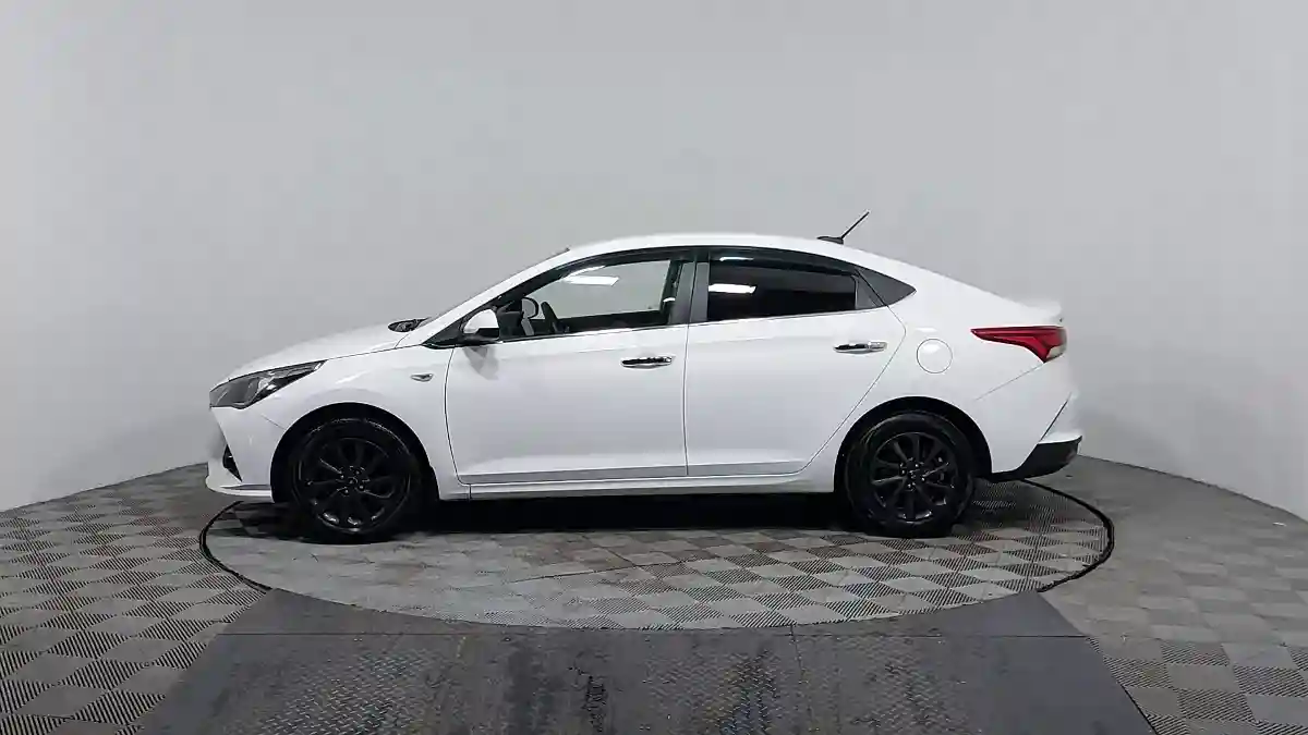 Hyundai Accent 2021 года за 7 750 000 тг. в Астана