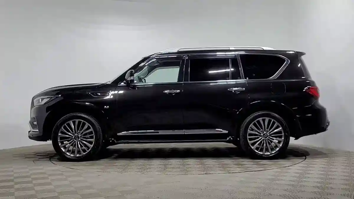 Infiniti QX80 2019 года за 22 000 000 тг. в Алматы