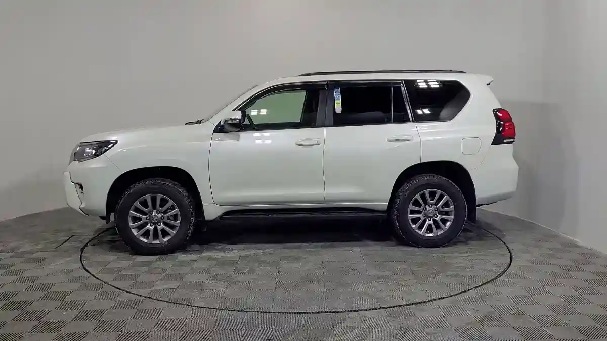 Toyota Land Cruiser Prado 2021 года за 23 800 000 тг. в Алматы