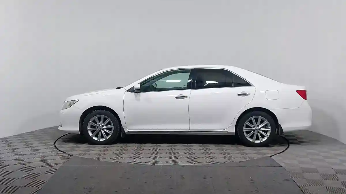 Toyota Camry 2013 года за 9 750 000 тг. в Астана