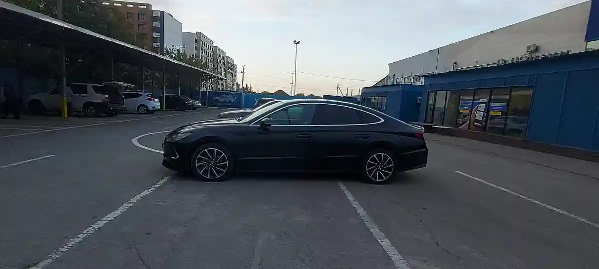 Hyundai Sonata 2022 года за 14 970 000 тг. в Алматы
