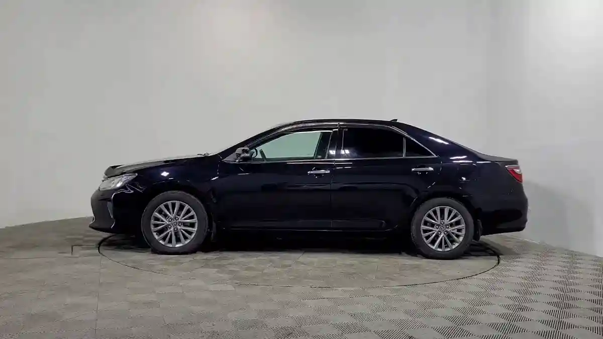 Toyota Camry 2016 года за 12 300 000 тг. в Алматы