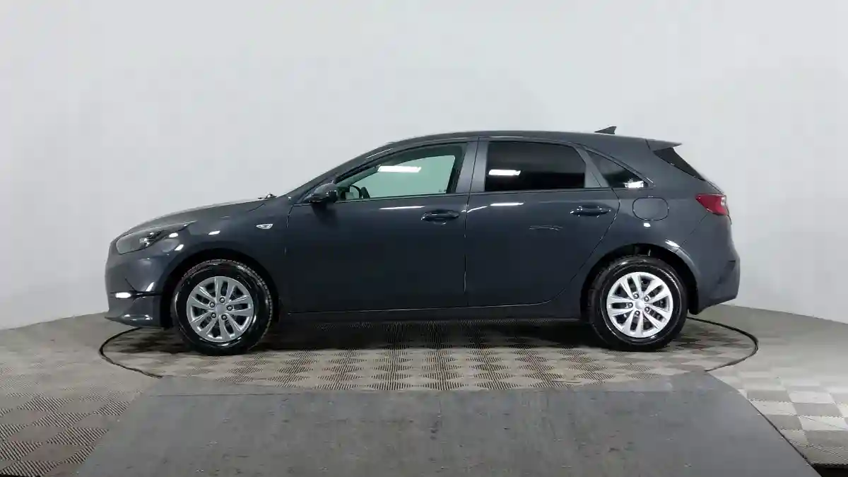 Kia Ceed 2022 года за 10 290 000 тг. в Астана
