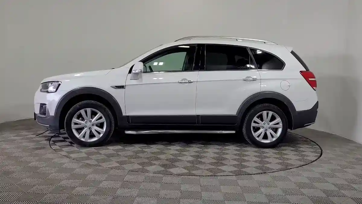Chevrolet Captiva 2018 года за 9 700 000 тг. в Алматы