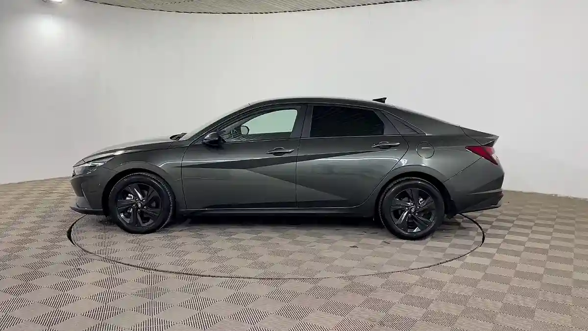 Hyundai Elantra 2021 года за 10 750 000 тг. в Шымкент