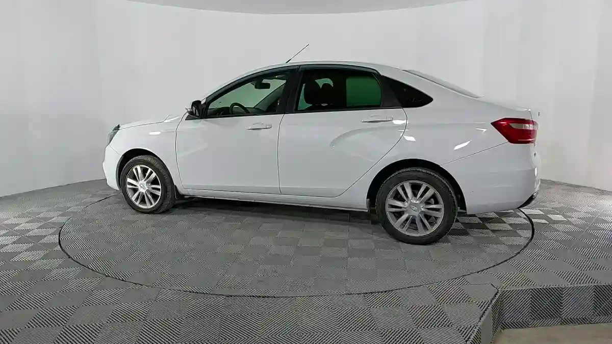 LADA (ВАЗ) Vesta 2018 года за 3 990 000 тг. в Актау