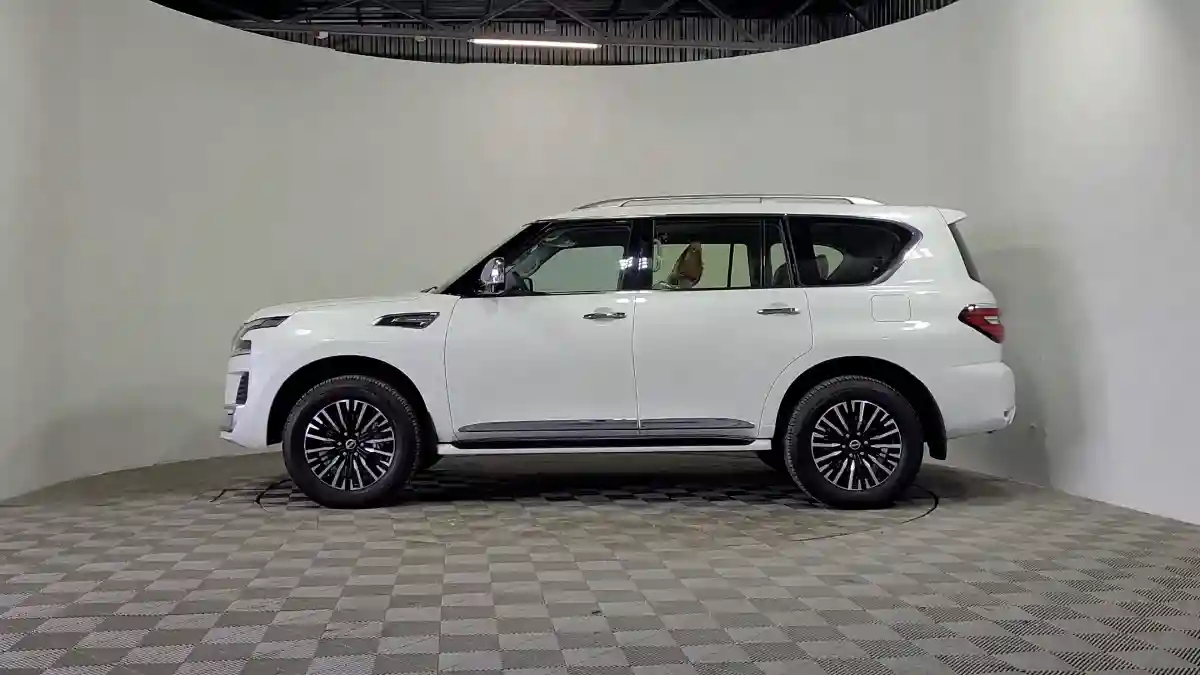 Nissan Patrol 2022 года за 35 600 000 тг. в Алматы