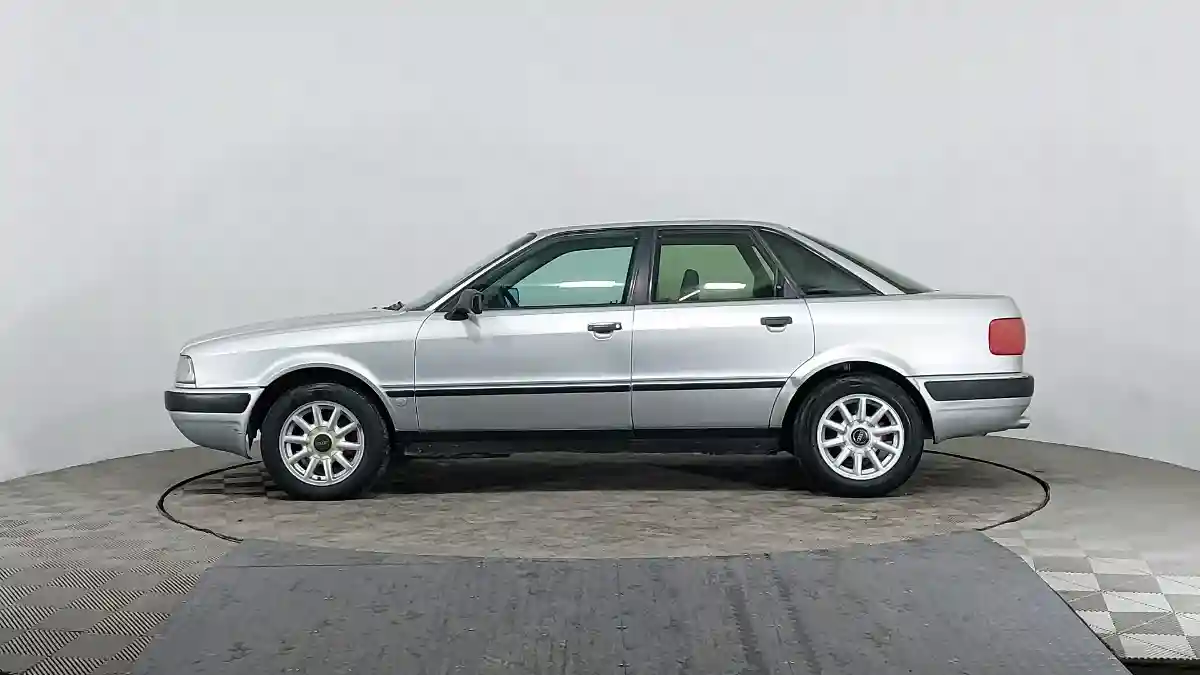 Audi 80 1994 года за 1 700 000 тг. в Астана