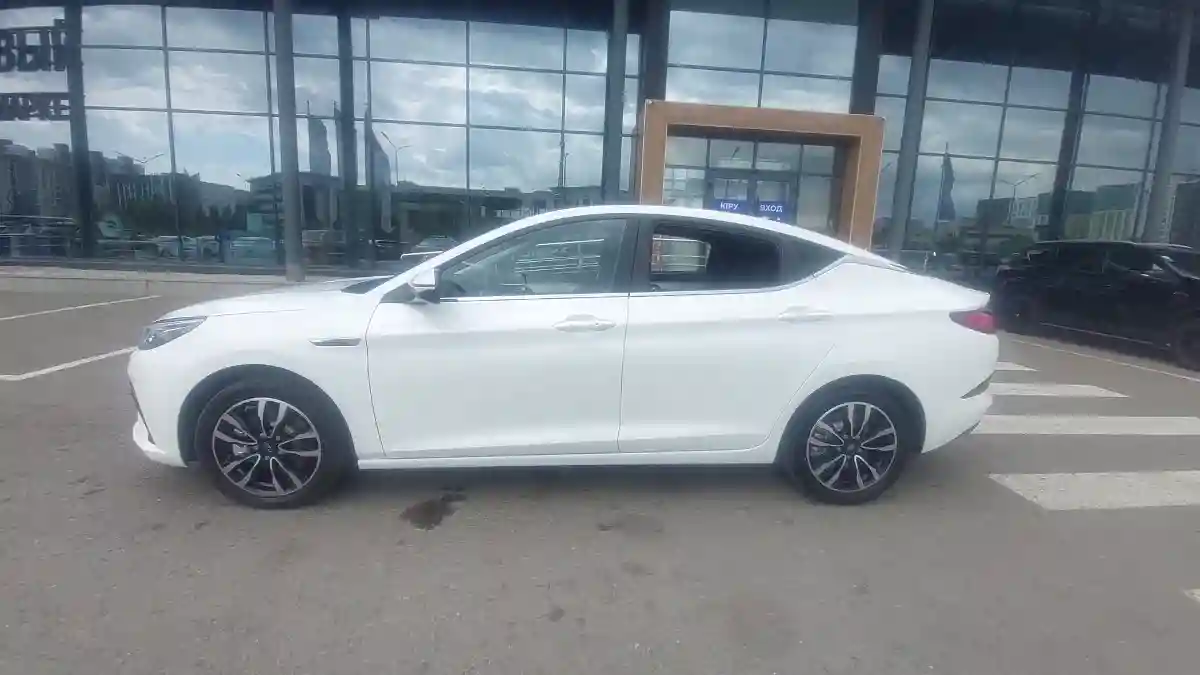 JAC J7 2023 года за 8 990 000 тг. в Астана