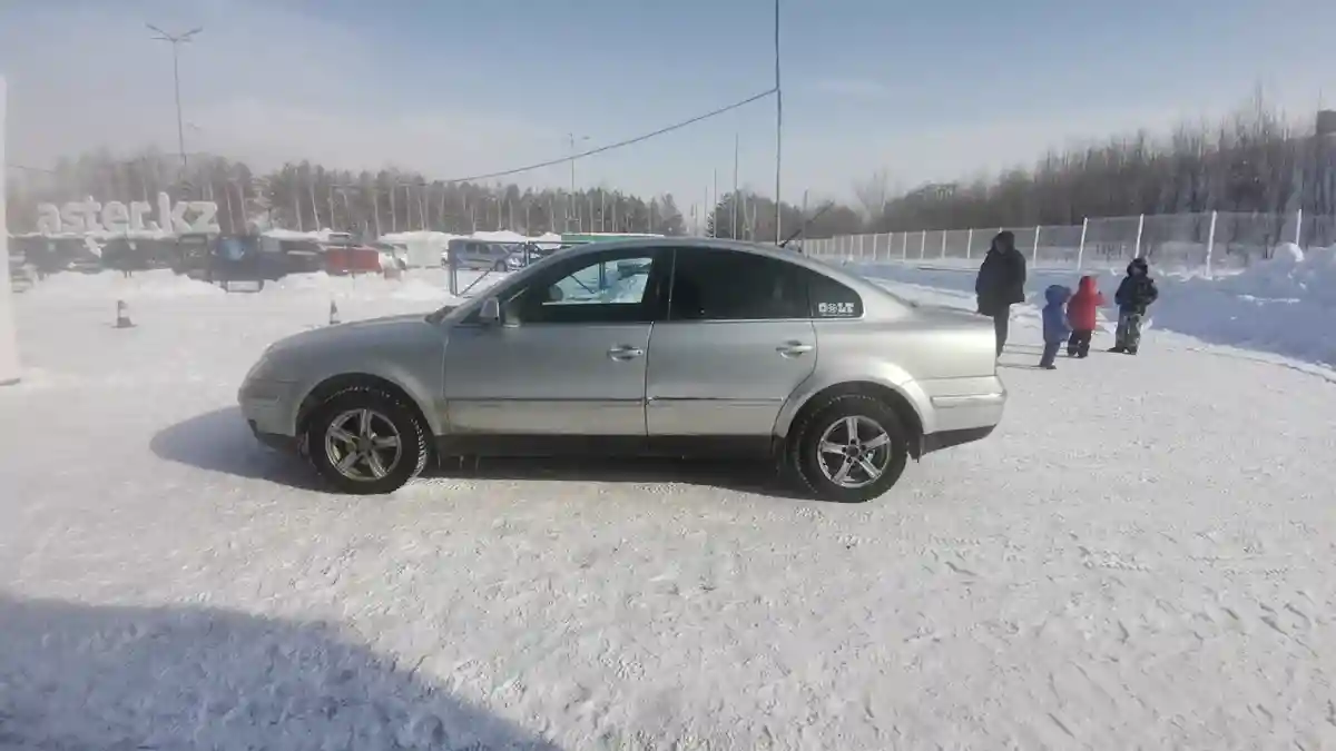 Volkswagen Passat 2005 года за 2 050 000 тг. в Усть-Каменогорск