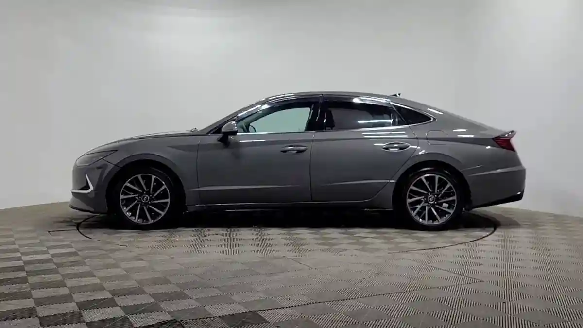 Hyundai Sonata 2021 года за 14 250 000 тг. в Алматы