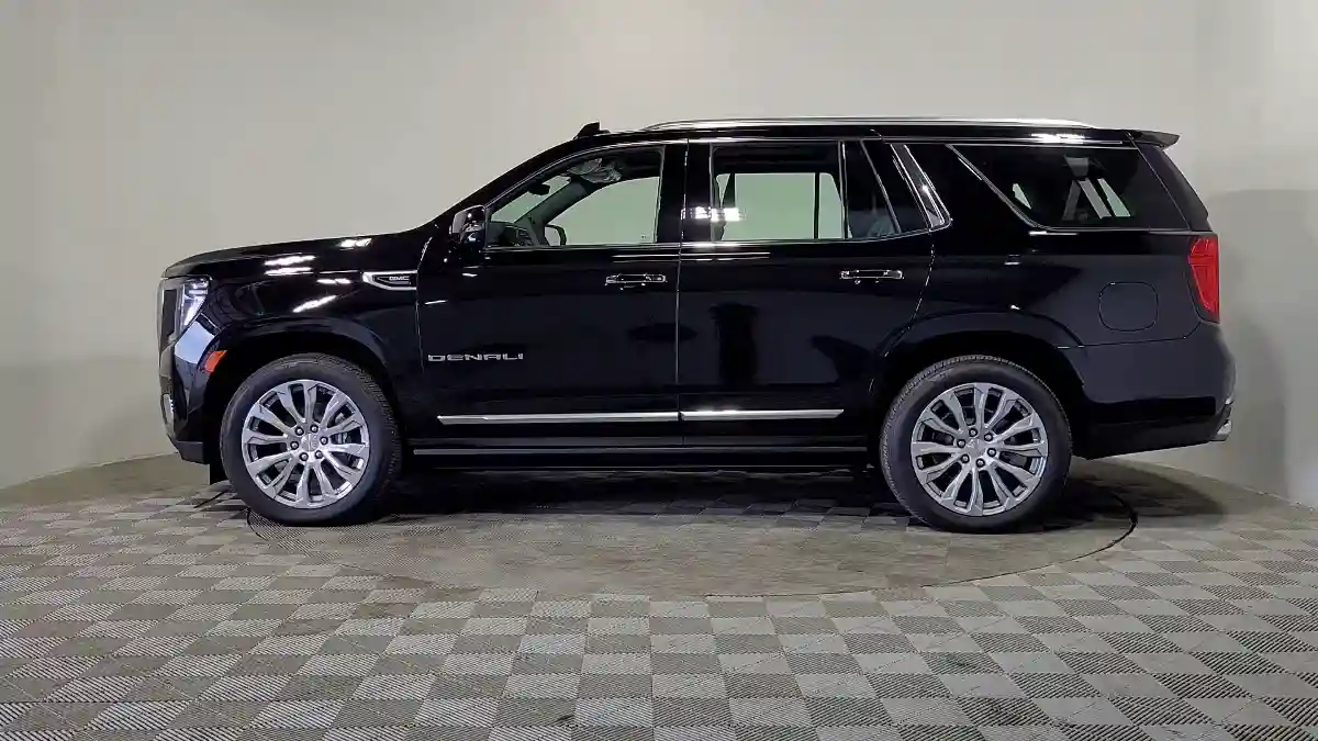 GMC Yukon 2023 года за 59 794 000 тг. в Алматы