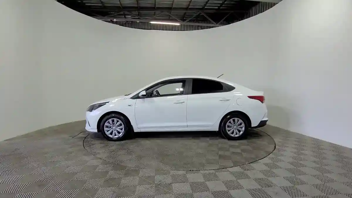 Hyundai Accent 2021 года за 8 380 000 тг. в Алматы