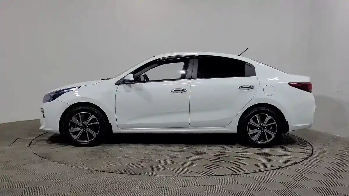 Kia Rio 2018 года за 7 200 000 тг. в Алматы