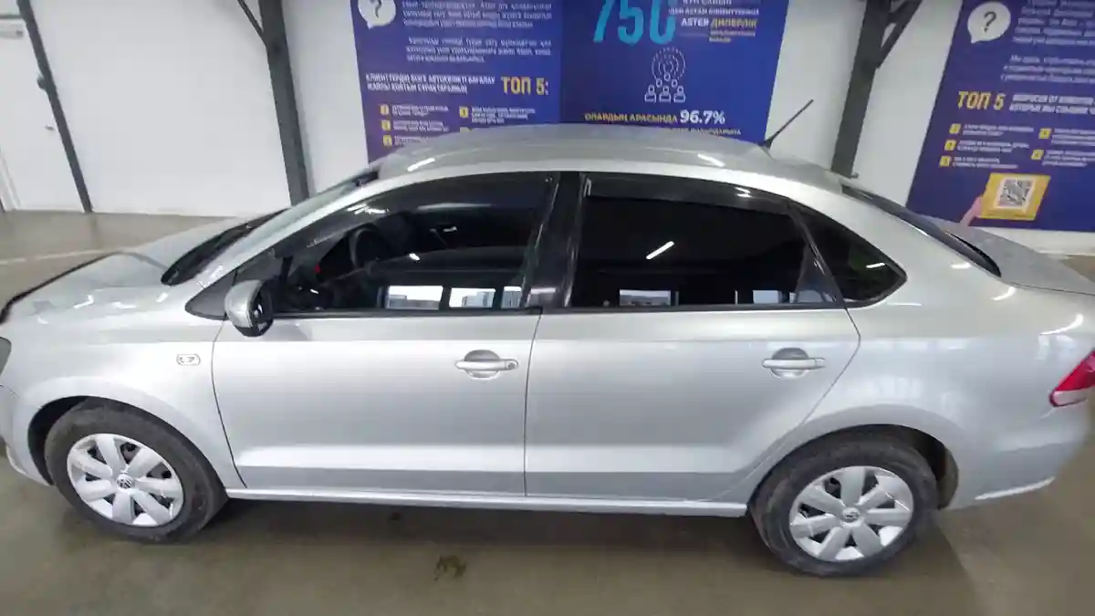 Volkswagen Polo 2014 года за 2 890 000 тг. в Алматы
