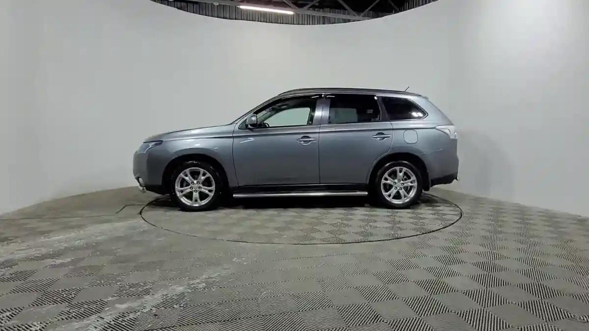 Mitsubishi Outlander 2013 года за 7 100 000 тг. в Алматы