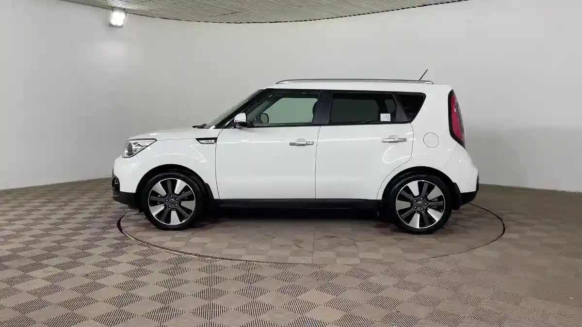 Kia Soul 2017 года за 8 990 000 тг. в Шымкент
