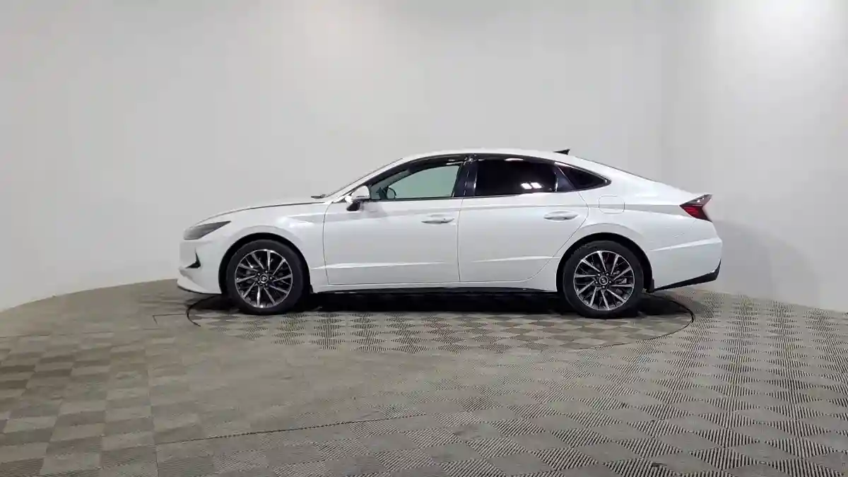 Hyundai Sonata 2020 года за 14 737 000 тг. в Алматы