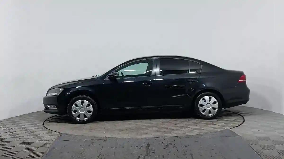 Volkswagen Passat 2013 года за 4 590 000 тг. в Астана