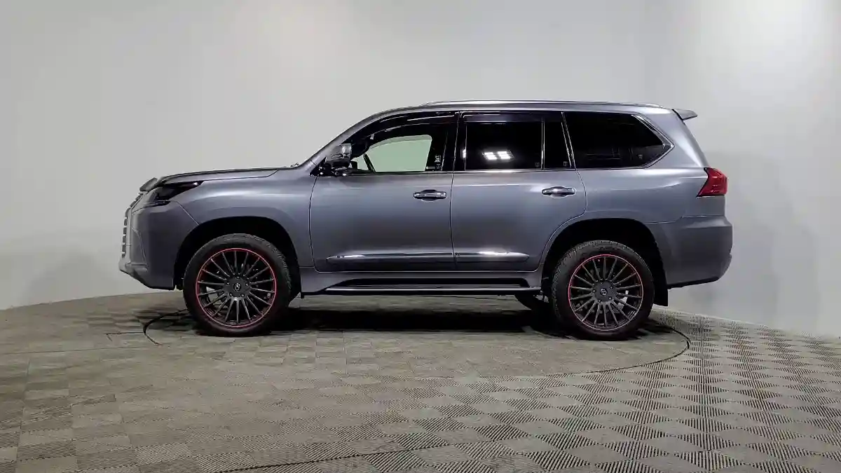 Lexus LX 2018 года за 56 702 000 тг. в Алматы