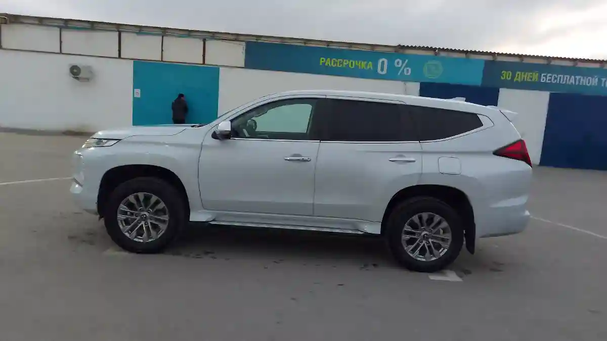 Mitsubishi Pajero Sport 2020 года за 19 370 000 тг. в Актау