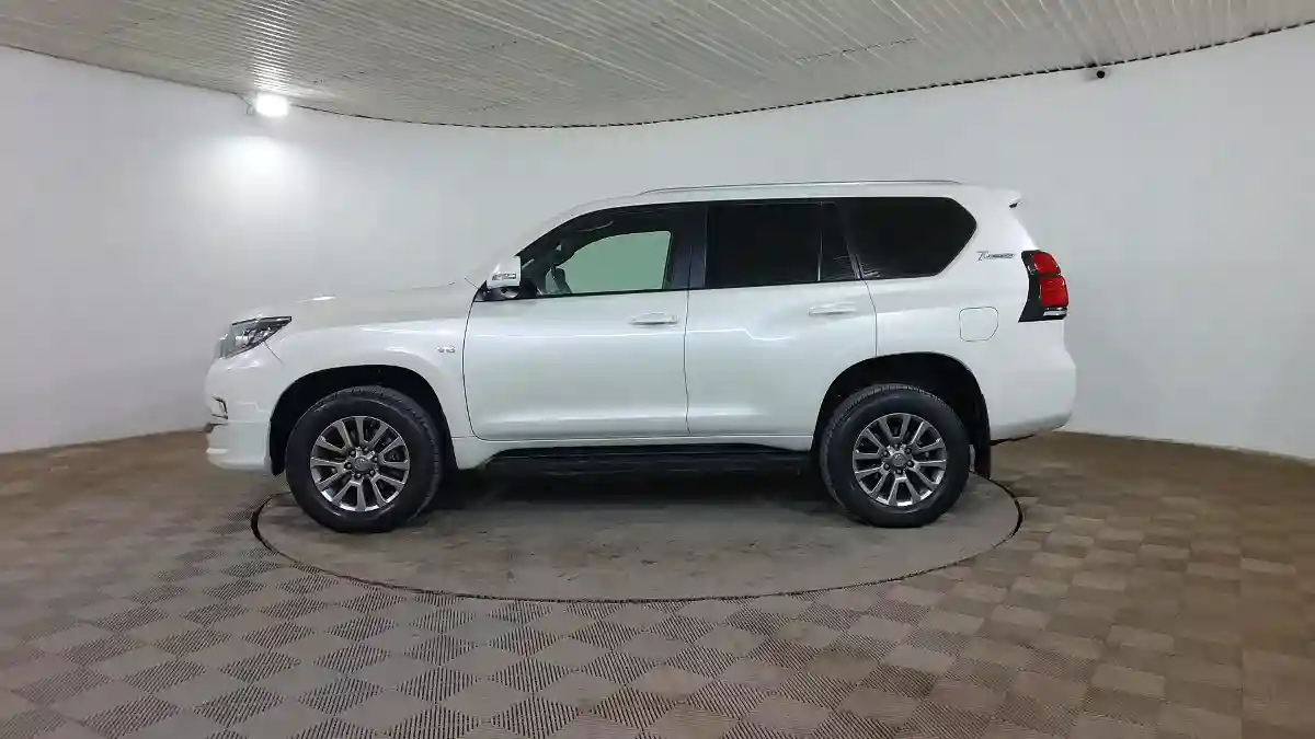 Toyota Land Cruiser Prado 2021 года за 29 474 000 тг. в Алматы