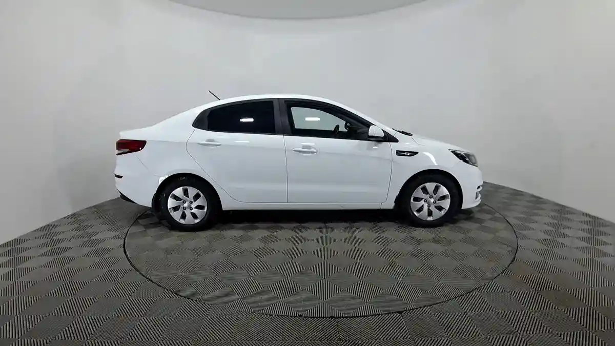 Kia Rio 2017 года за 5 490 000 тг. в Астана