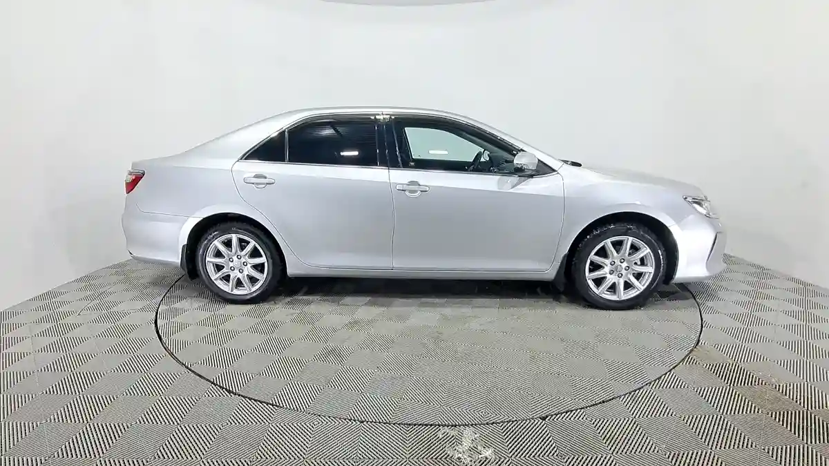 Toyota Camry 2016 года за 11 690 000 тг. в Астана