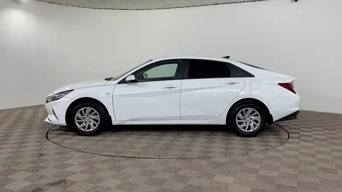 Hyundai Elantra 2022 года за 8 990 000 тг. в Шымкент