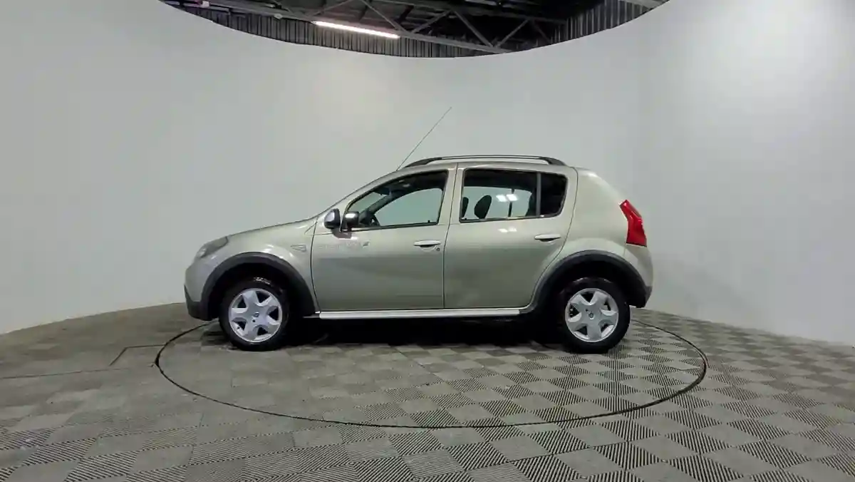 Renault Sandero 2014 года за 4 200 000 тг. в Алматы