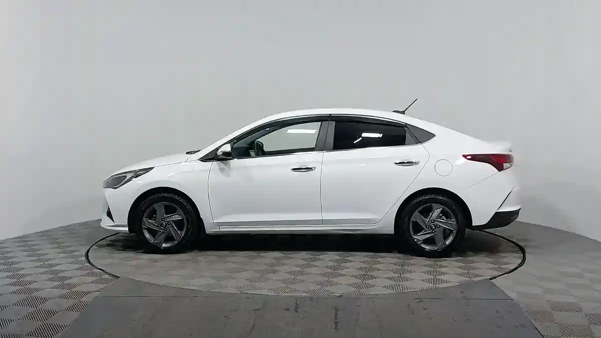 Hyundai Accent 2021 года за 8 690 000 тг. в Астана
