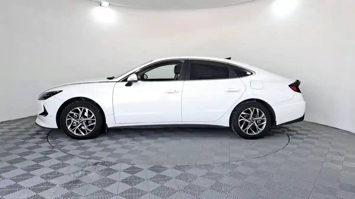 Hyundai Sonata 2022 года за 12 770 000 тг. в Павлодар
