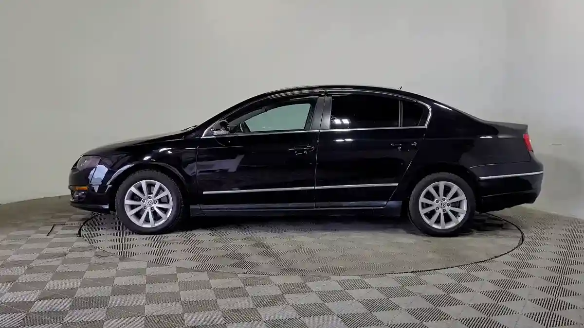 Volkswagen Passat 2005 года за 2 990 000 тг. в Алматы