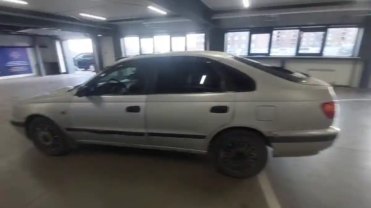 Toyota Carina E 1996 года за 1 450 000 тг. в Астана