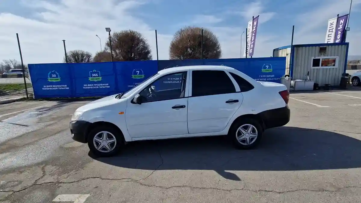 LADA (ВАЗ) Granta 2013 года за 1 290 000 тг. в Талдыкорган