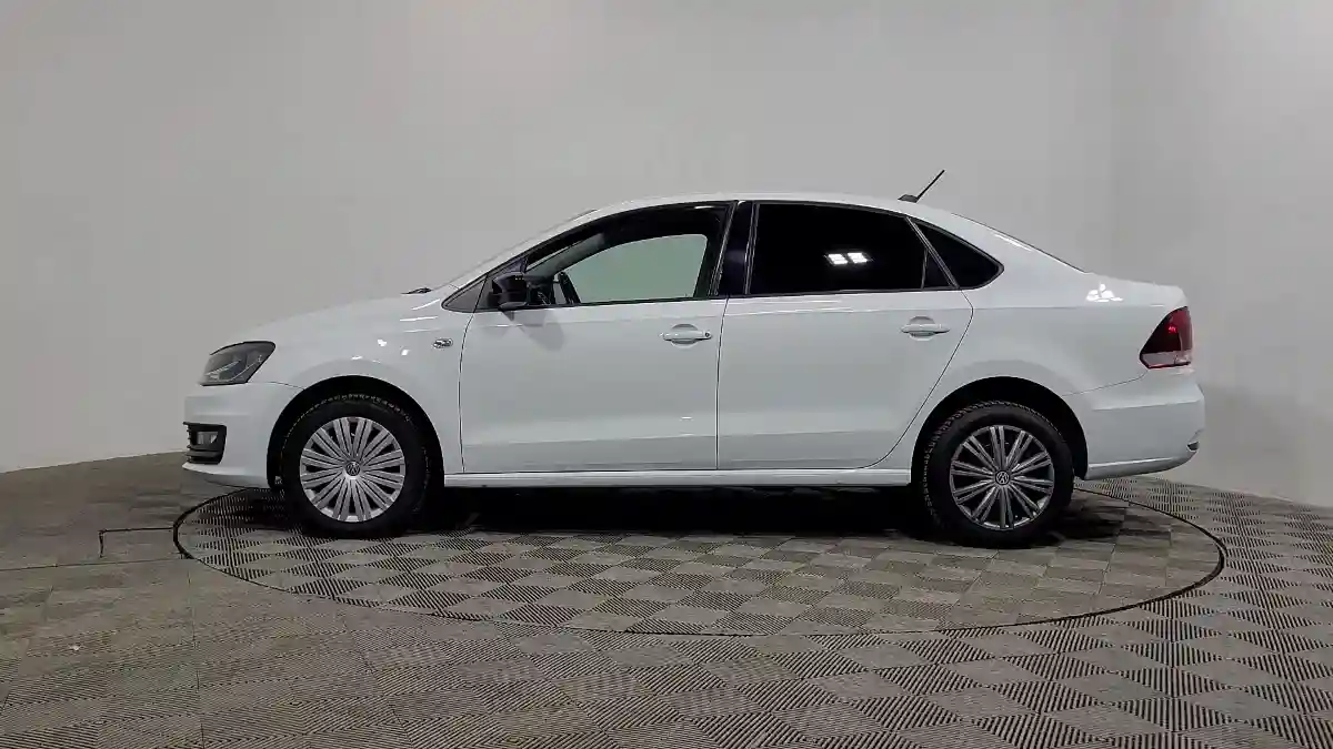 Volkswagen Polo 2020 года за 6 790 000 тг. в Алматы
