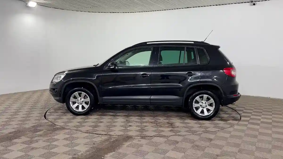 Volkswagen Tiguan 2009 года за 4 990 000 тг. в Шымкент
