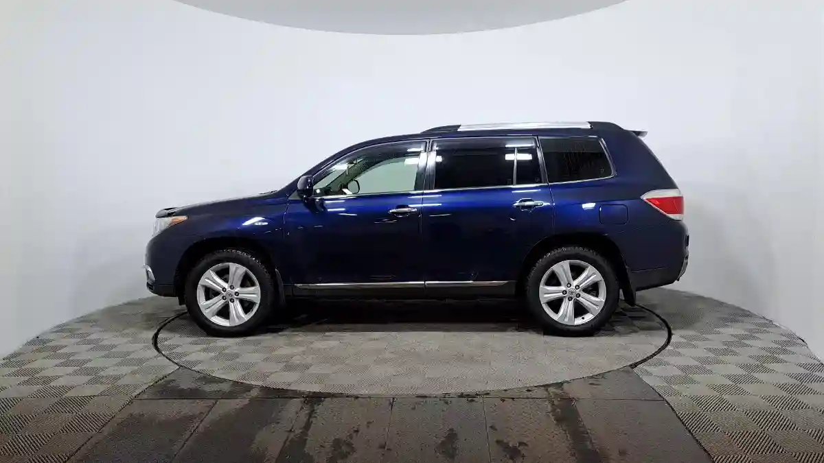 Toyota Highlander 2011 года за 12 970 000 тг. в Талдыкорган