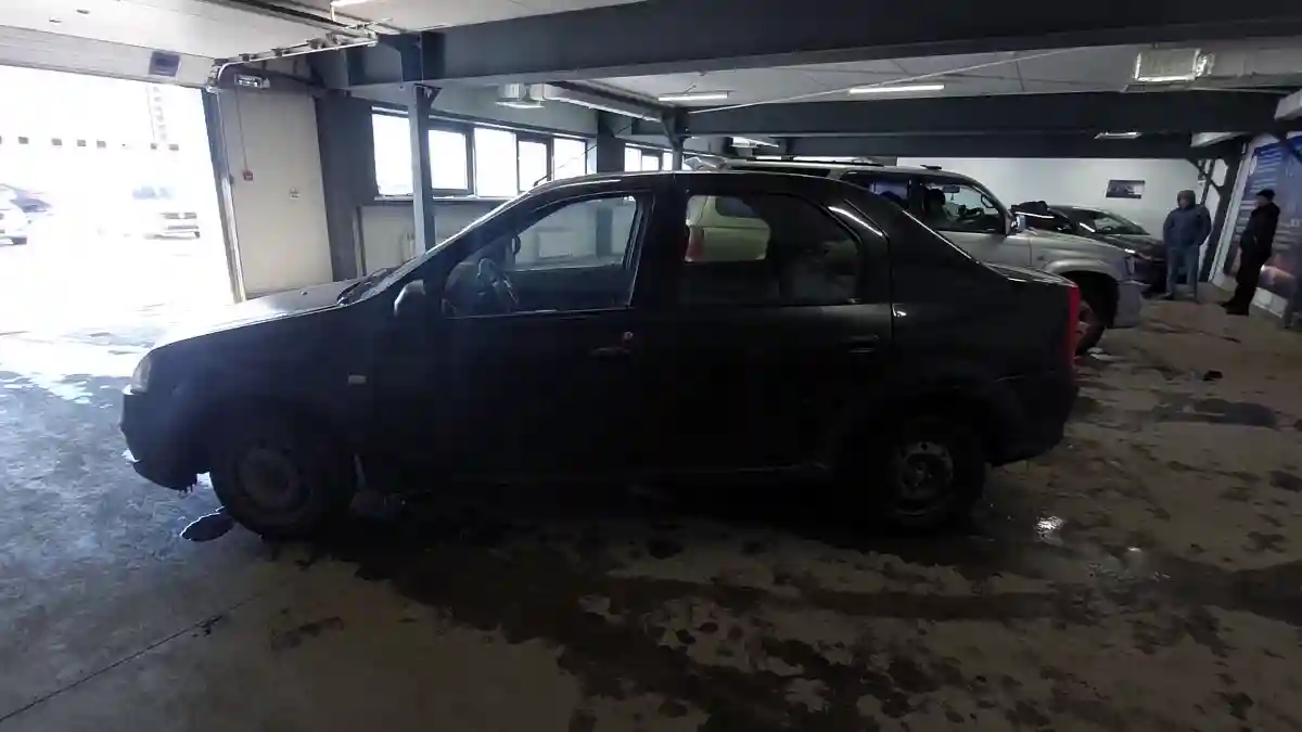 Renault Logan 2012 года за 880 000 тг. в Астана