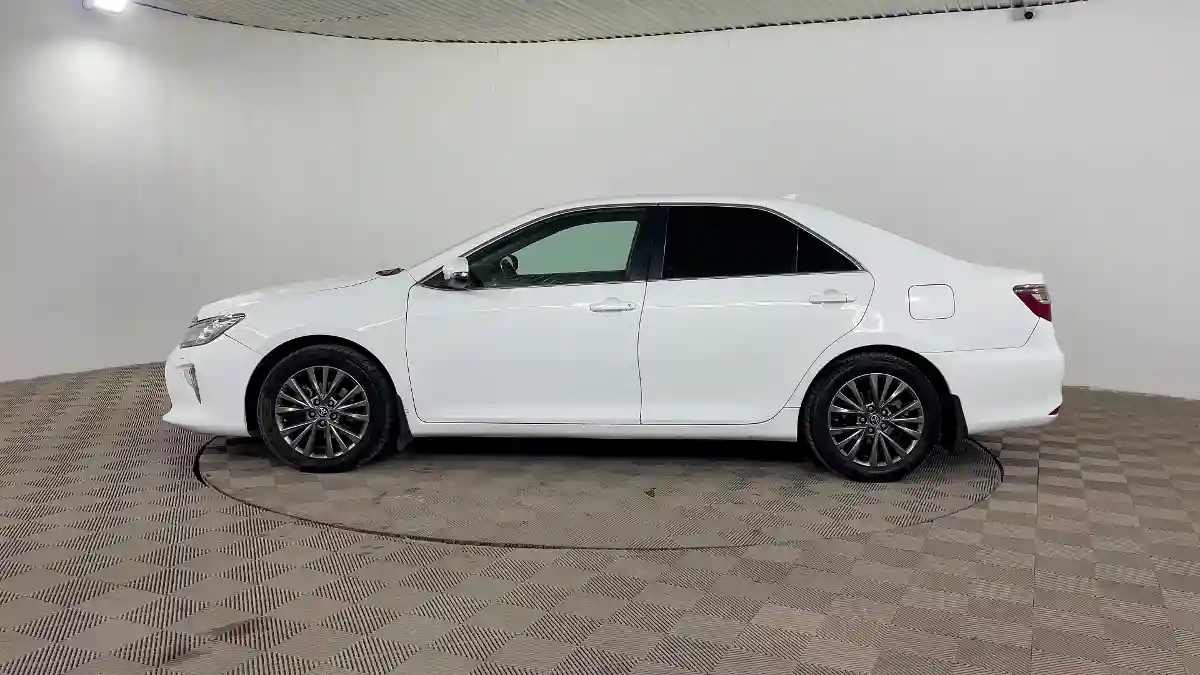 Toyota Camry 2012 года за 7 770 000 тг. в Шымкент