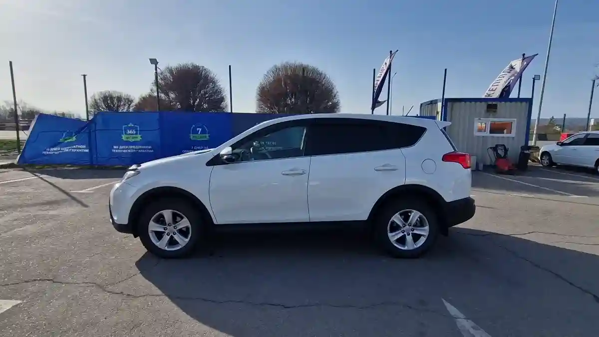 Toyota RAV4 2014 года за 9 720 000 тг. в Талдыкорган