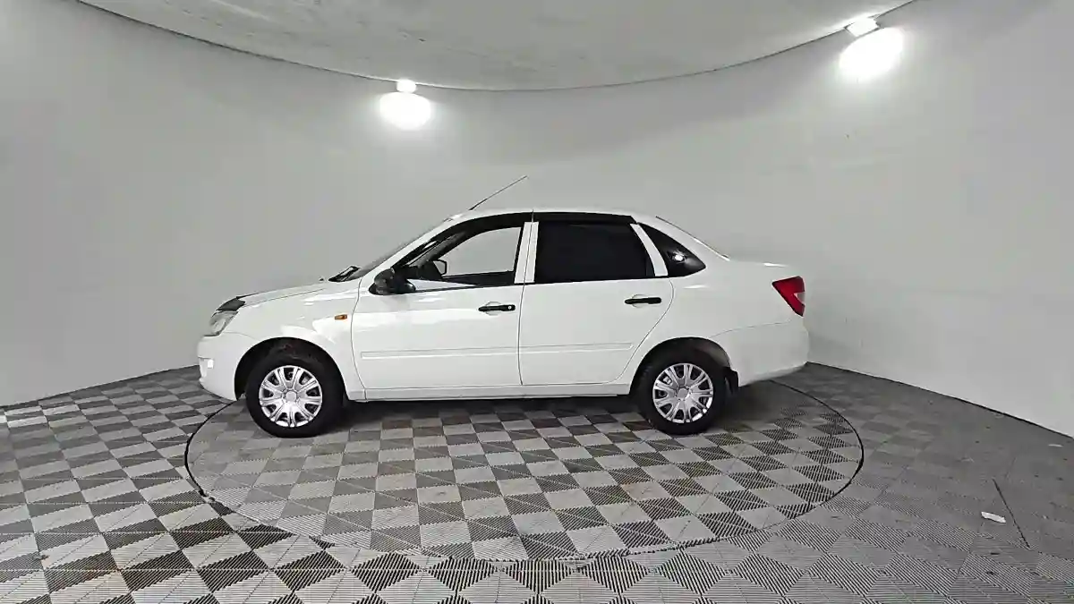 LADA (ВАЗ) Granta 2013 года за 2 390 000 тг. в Павлодар