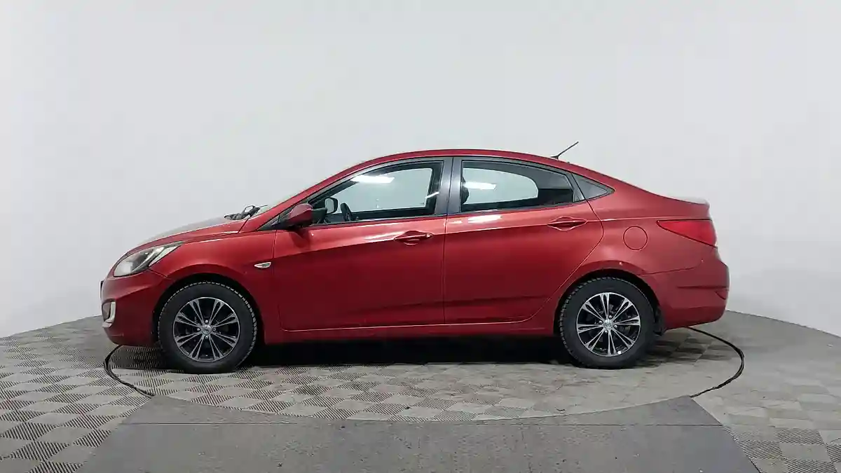 Hyundai Solaris 2014 года за 3 750 000 тг. в Астана