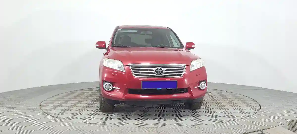 Toyota RAV4 2011 года за 7 770 000 тг. в Караганда