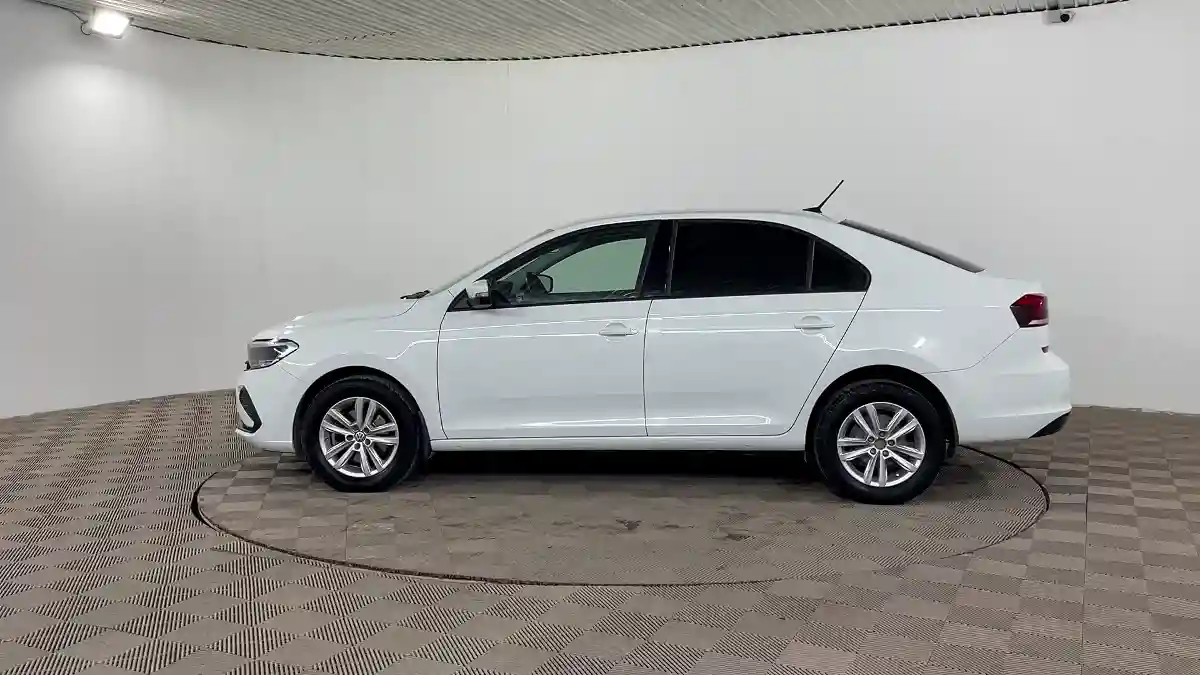 Volkswagen Polo 2022 года за 8 090 000 тг. в Шымкент
