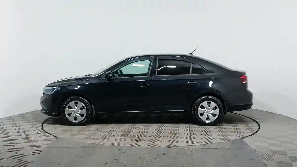 Volkswagen Polo 2021 года за 7 750 000 тг. в Астана