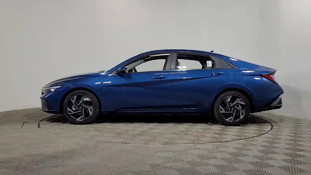 Hyundai Elantra 2023 года за 9 790 000 тг. в Алматы