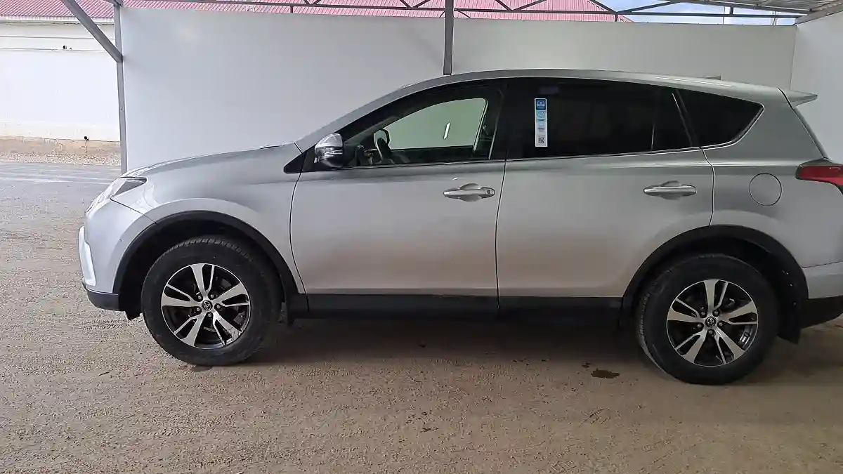 Toyota RAV4 2016 года за 9 500 000 тг. в Кызылорда